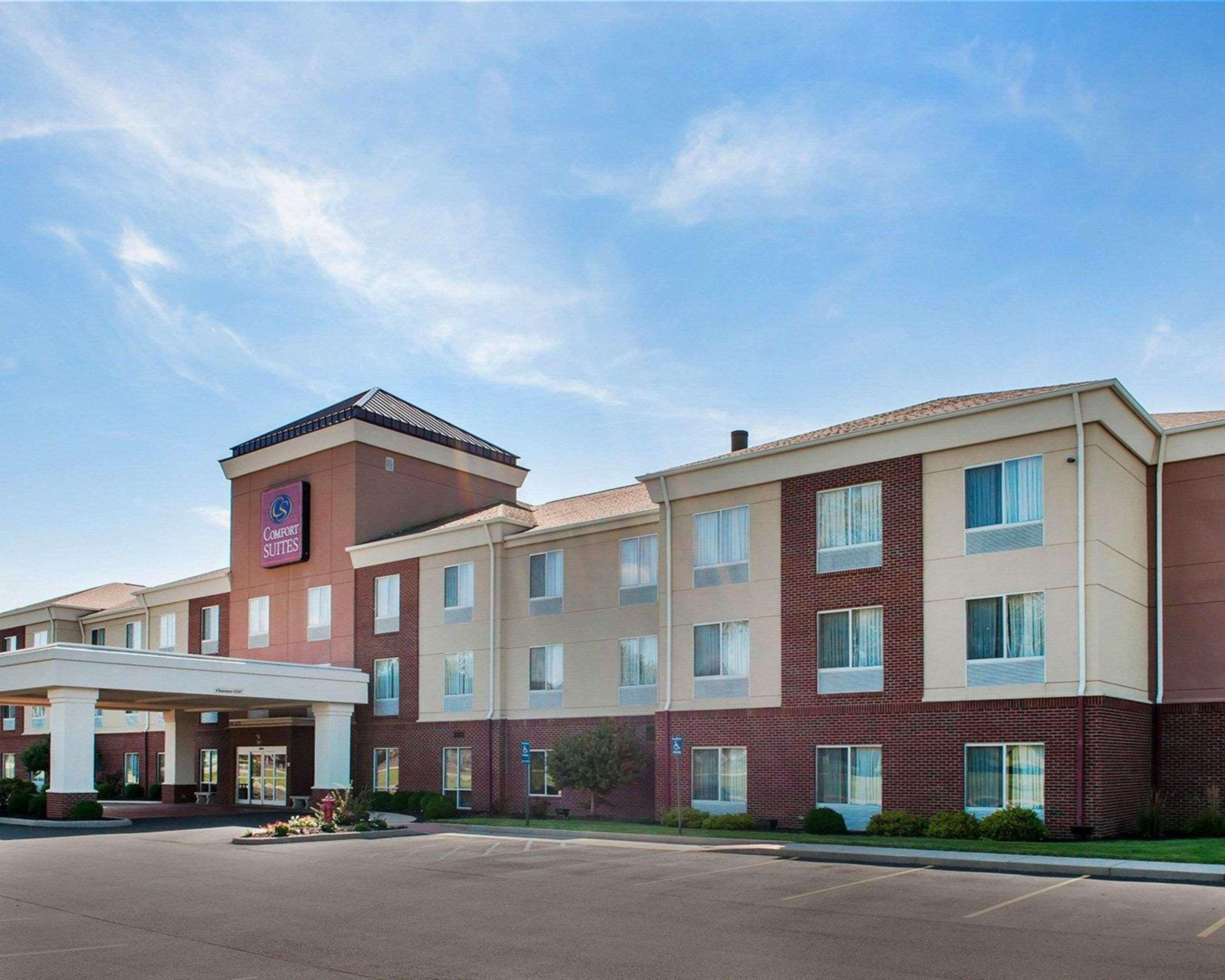 Comfort Suites Френч-Лик Экстерьер фото