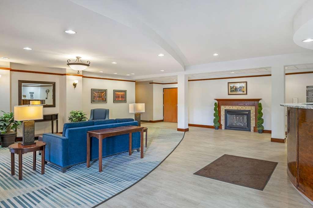 Comfort Suites Френч-Лик Интерьер фото